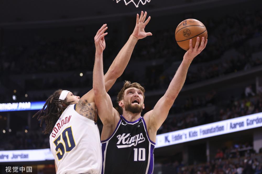 并在球员之 并在球员之